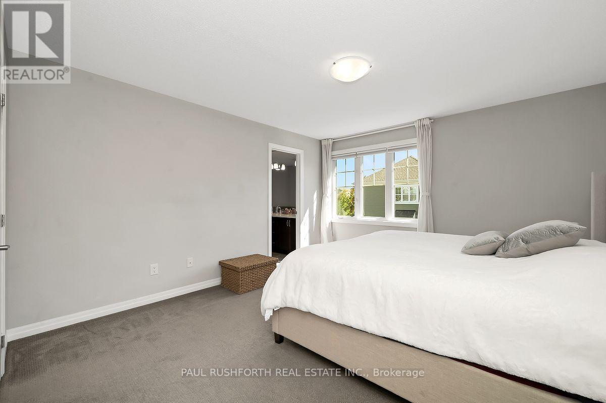 27 ESCALLONIA COURT - 22