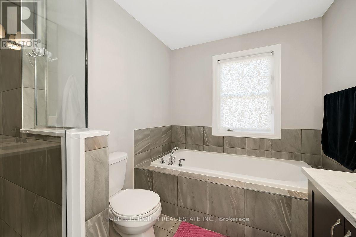 27 ESCALLONIA COURT - Image 25