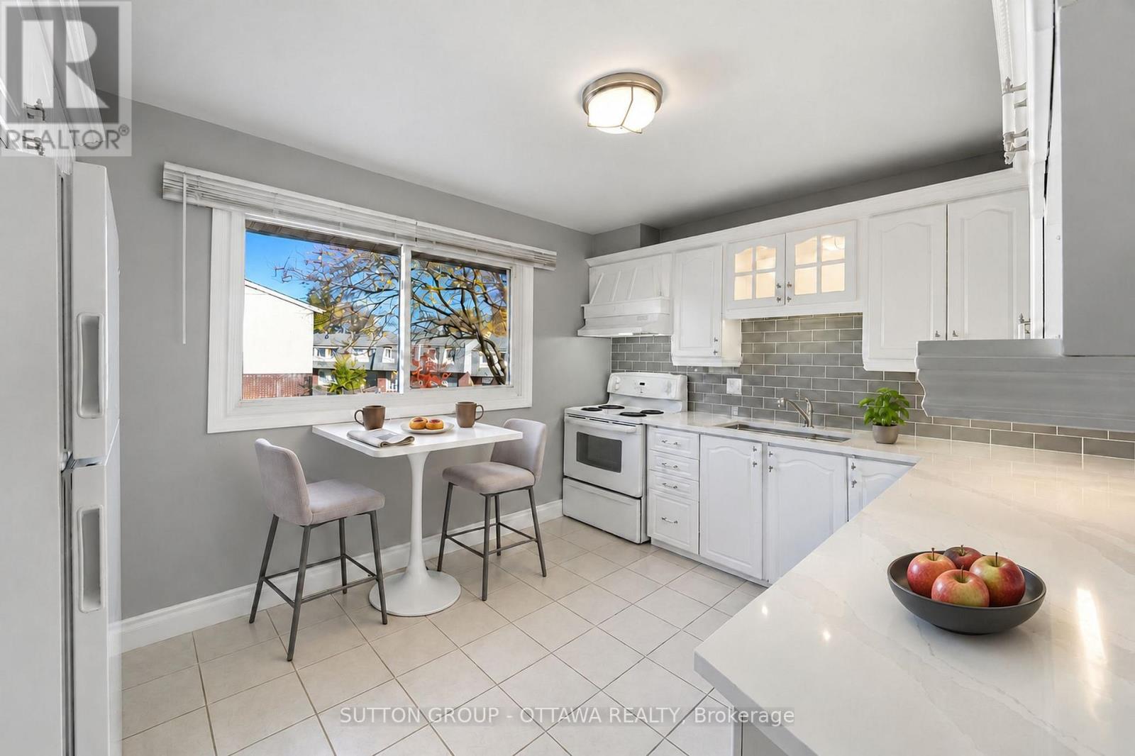 #71 2415 SOUTHVALE CRESCENT - 17