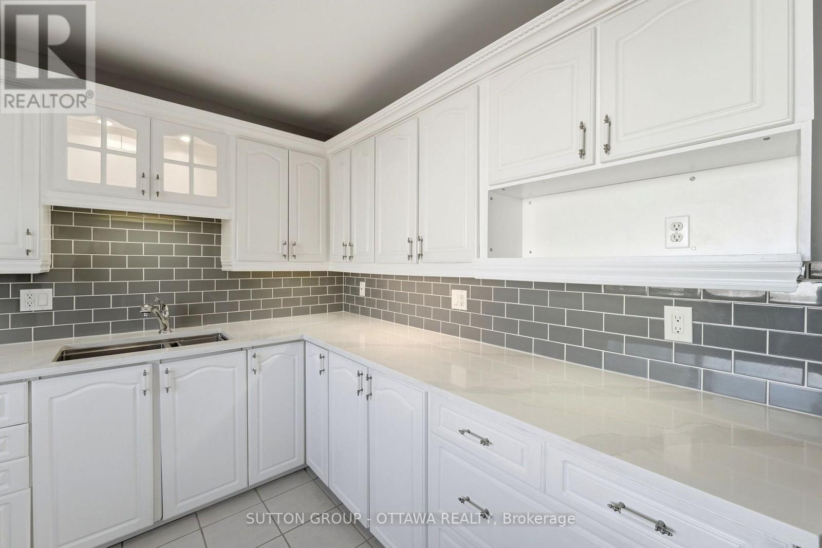 #71 2415 SOUTHVALE CRESCENT - Image 20