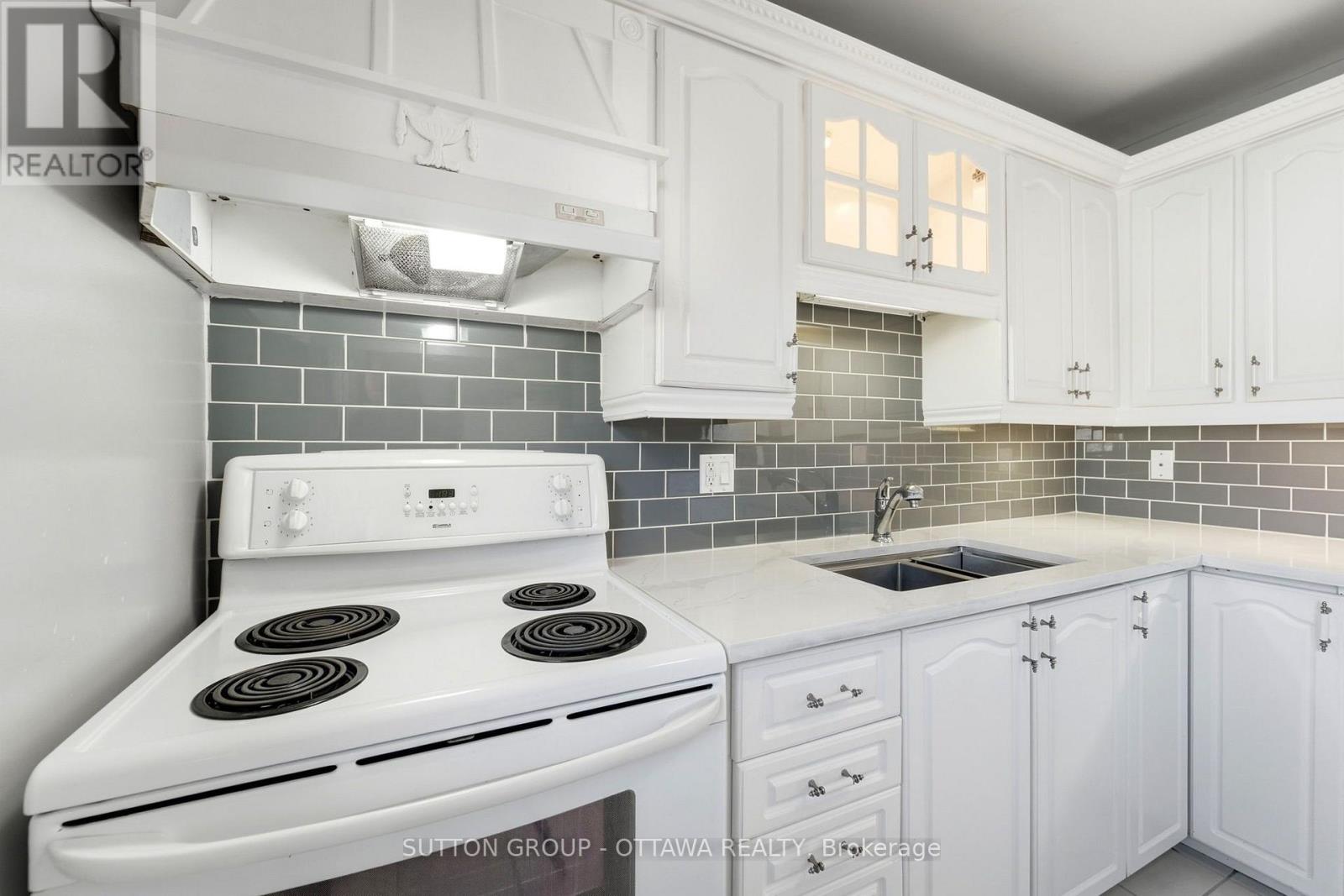 #71 2415 SOUTHVALE CRESCENT - 22