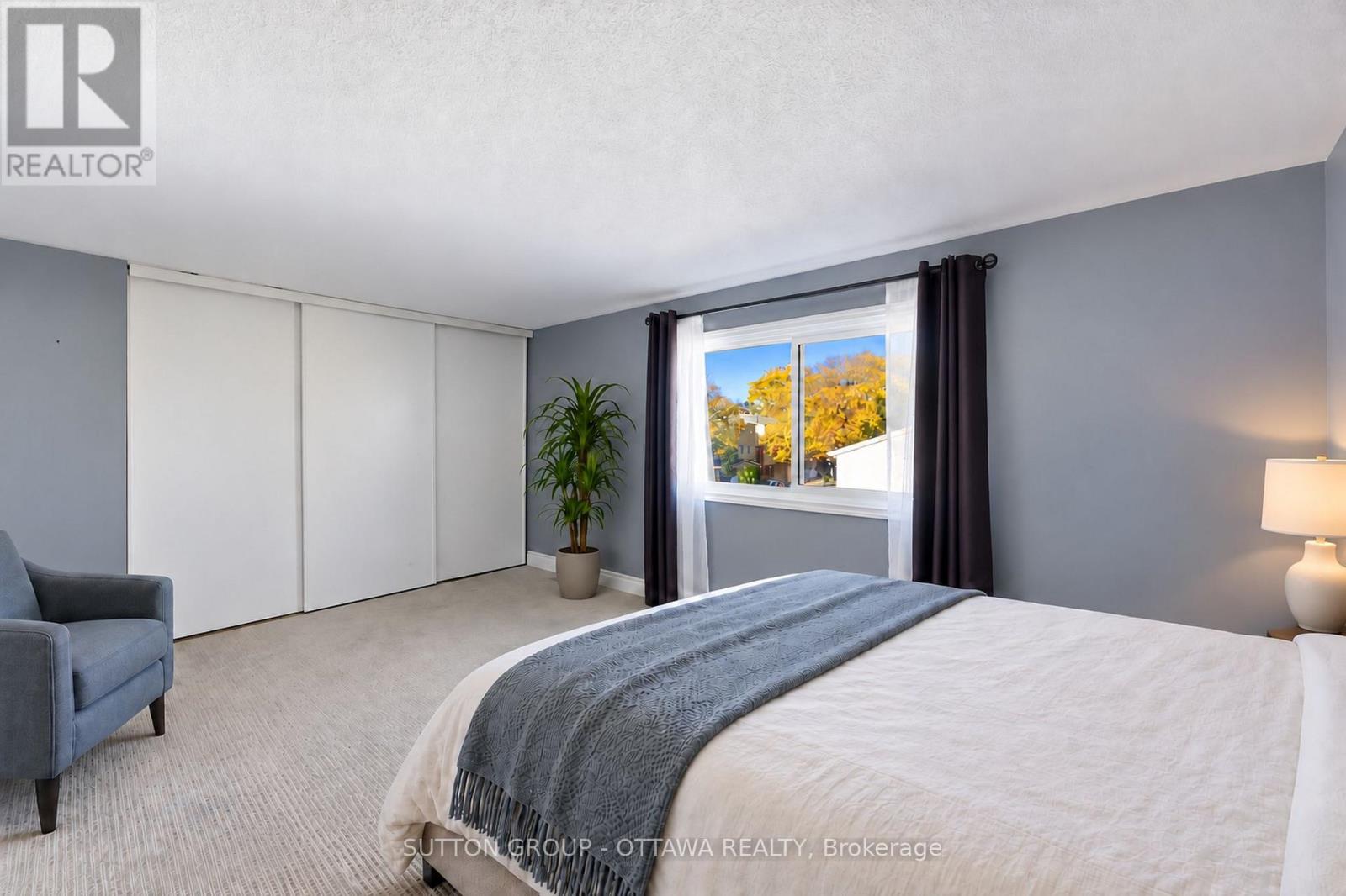 #71 2415 SOUTHVALE CRESCENT - 31