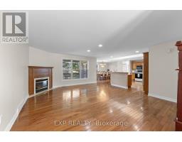 Kitchen - 36 Virginia Street, Welland, ON L3C7A4 Photo 11