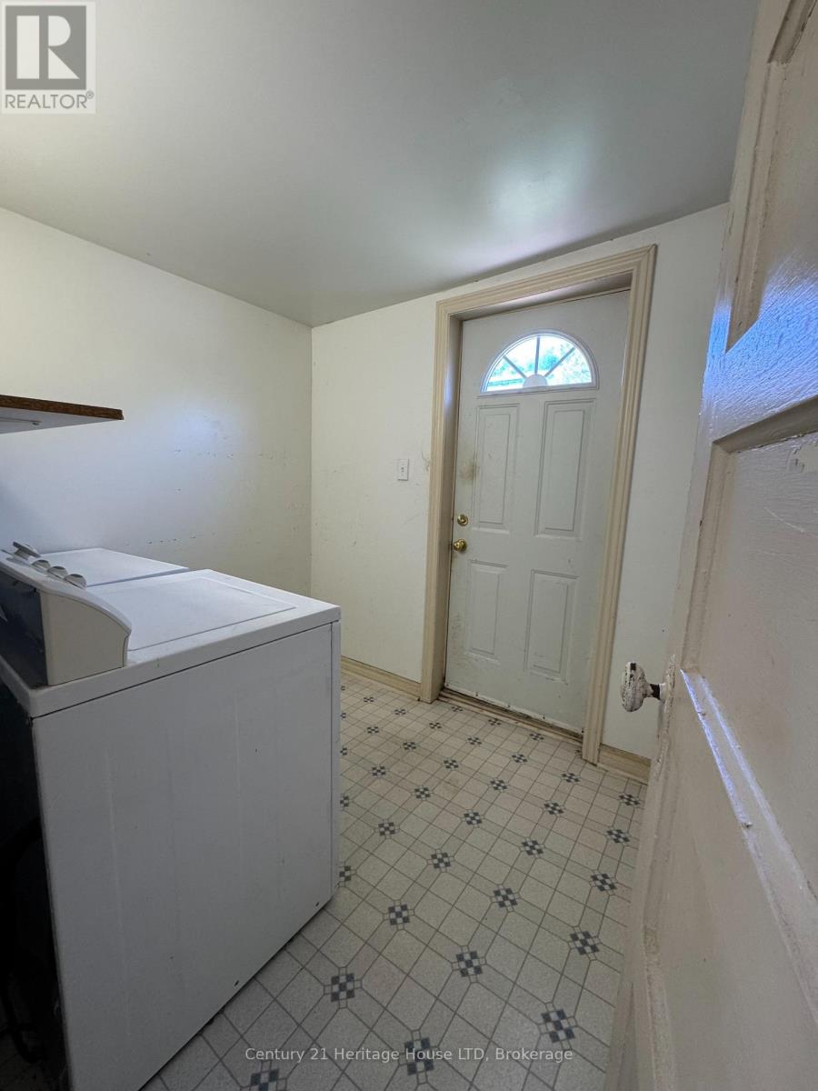 4488 EASTWOOD CRESCENT - Image 16