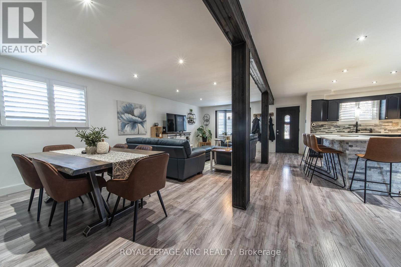 39 CHANTAL COURT - 11