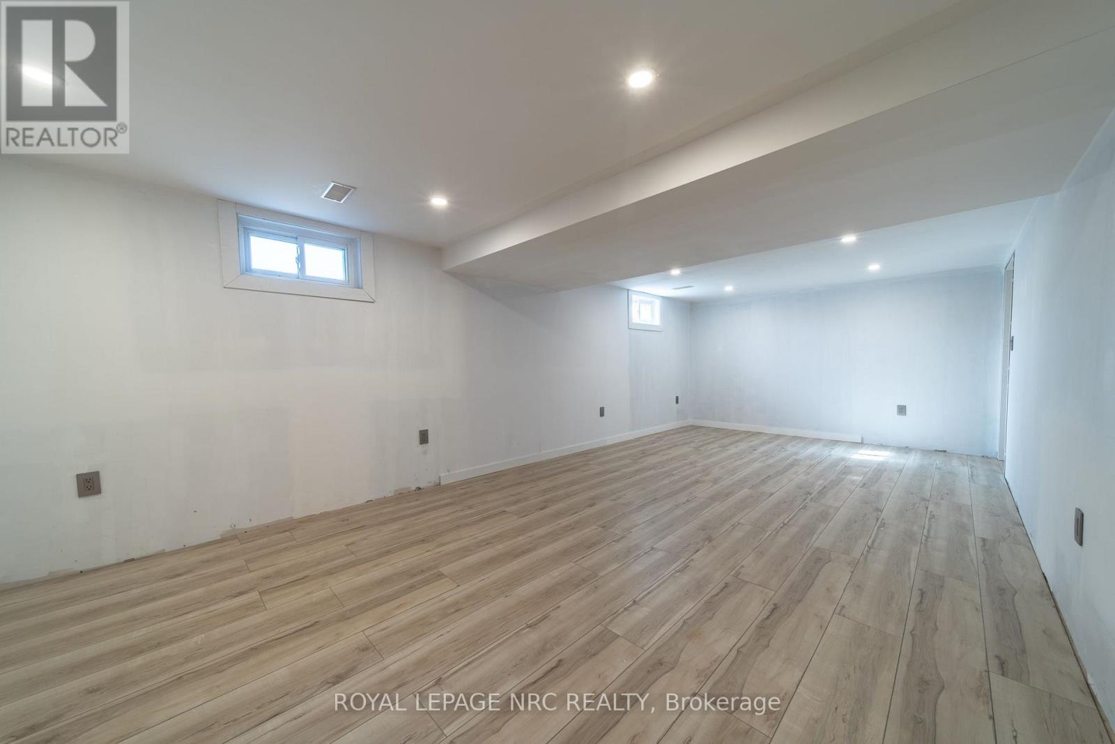39 CHANTAL COURT - Image 17