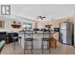 307 - 4 Beck Boulevard, Penetanguishene, ON L9M2H3 Photo 11