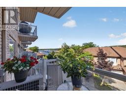 307 - 4 Beck Boulevard, Penetanguishene, ON L9M2H3 Photo 18