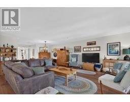 307 - 4 Beck Boulevard, Penetanguishene, ON L9M2H3 Photo 8