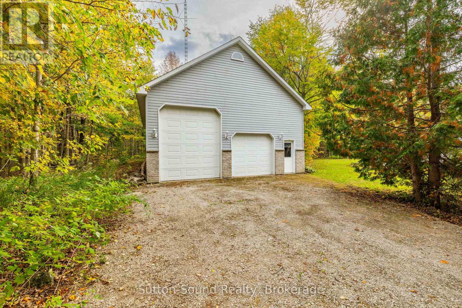 143712 15 SIDE ROAD - Image 34