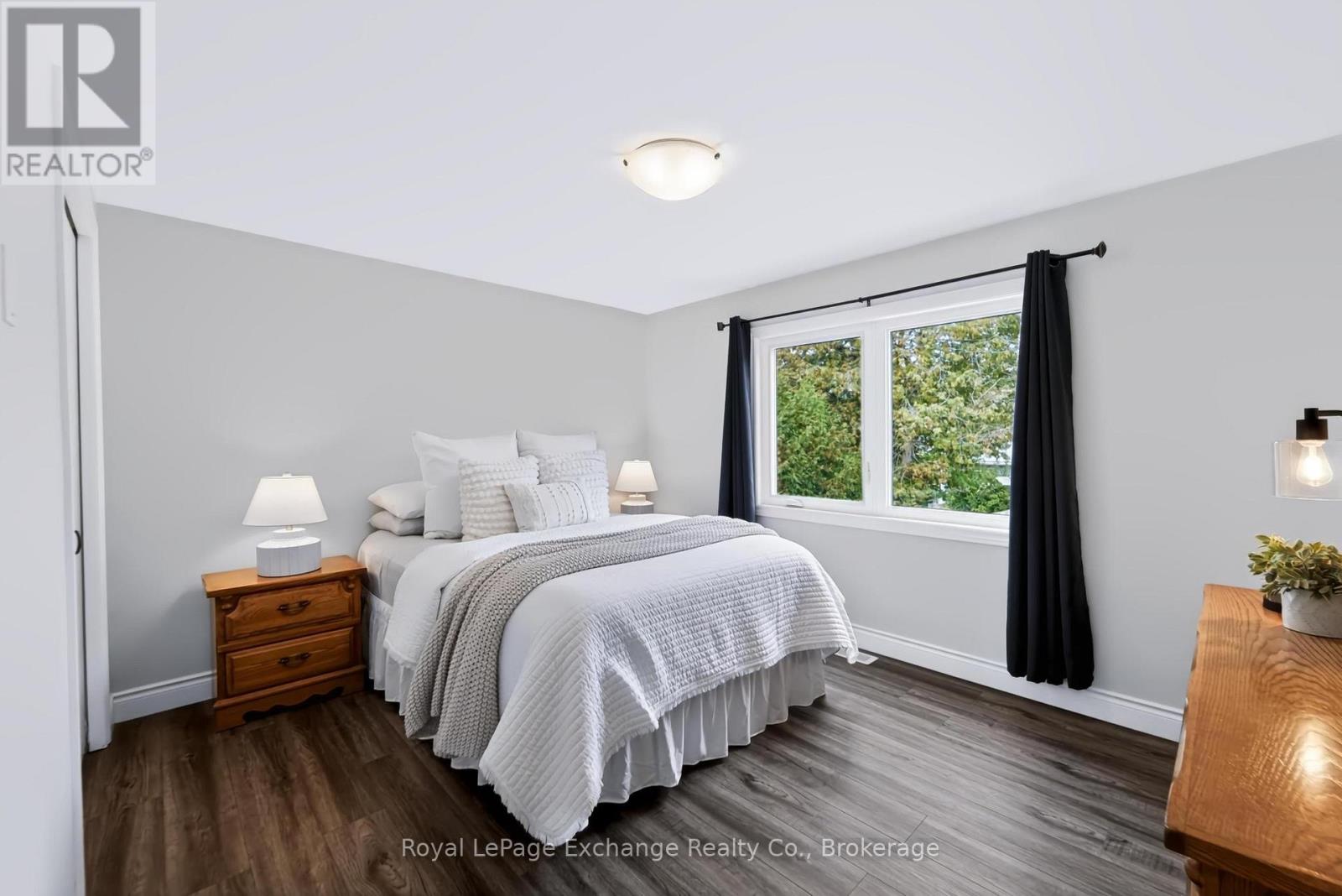 40 GOLF LINKS ROAD - Image 29