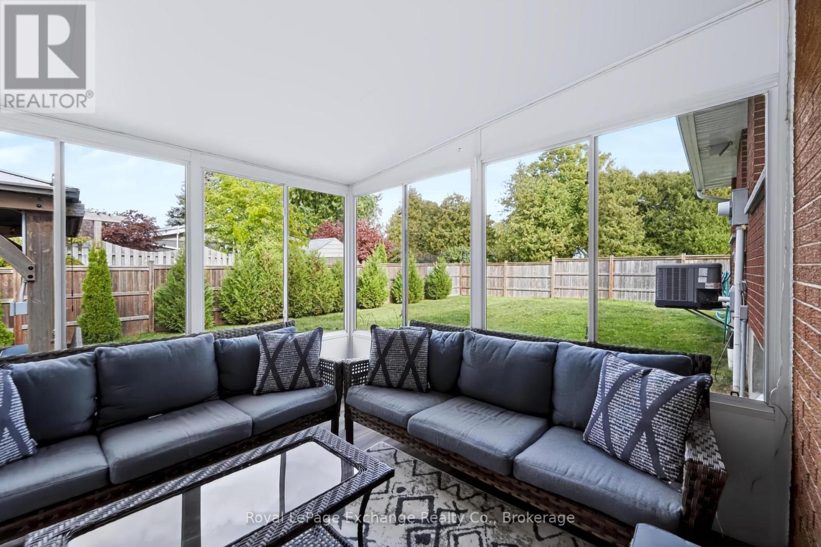 40 GOLF LINKS ROAD - Image 44