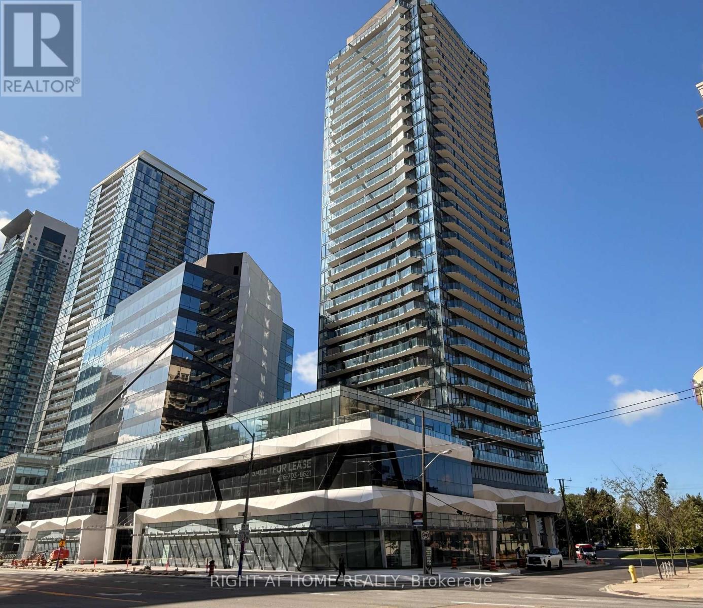 #PH03 15 ELLERSLIE AVENUE - 1