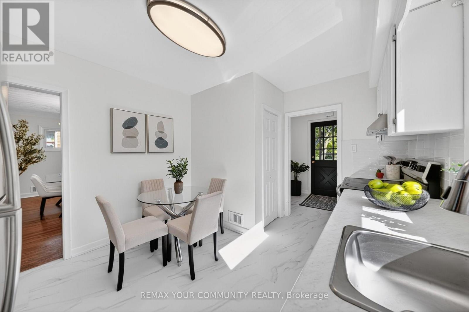 42 Beacon Road, Toronto, ON photo 4