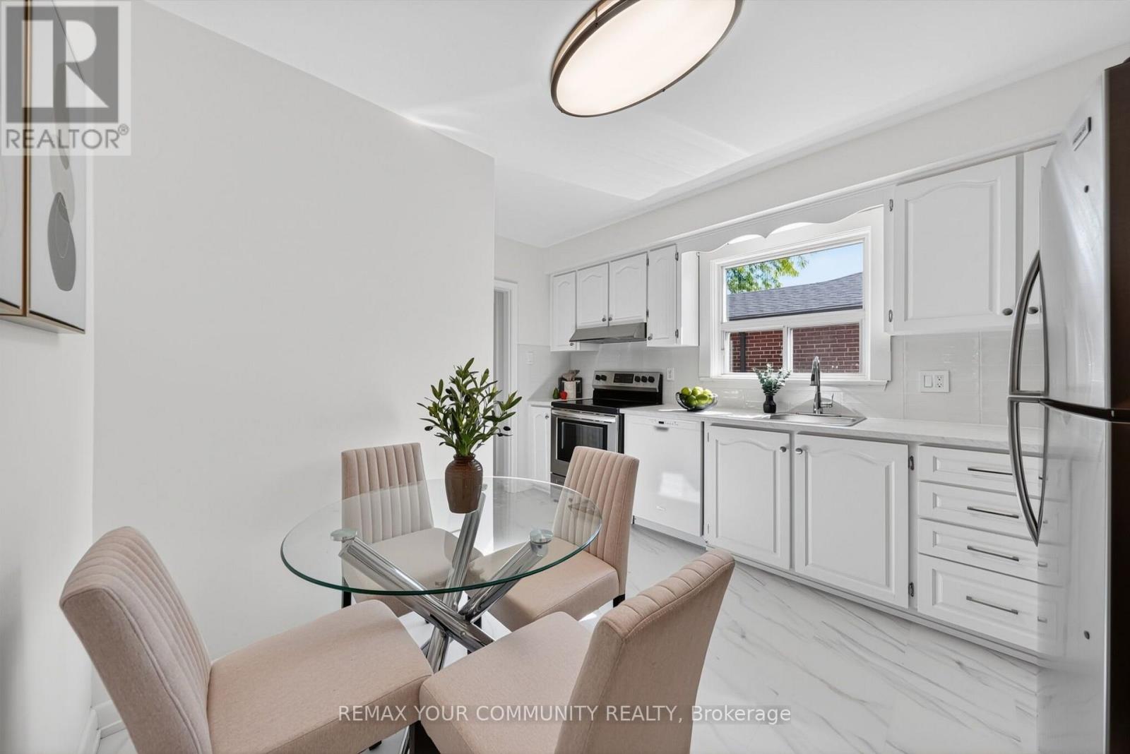 42 Beacon Road, Toronto, ON photo 9