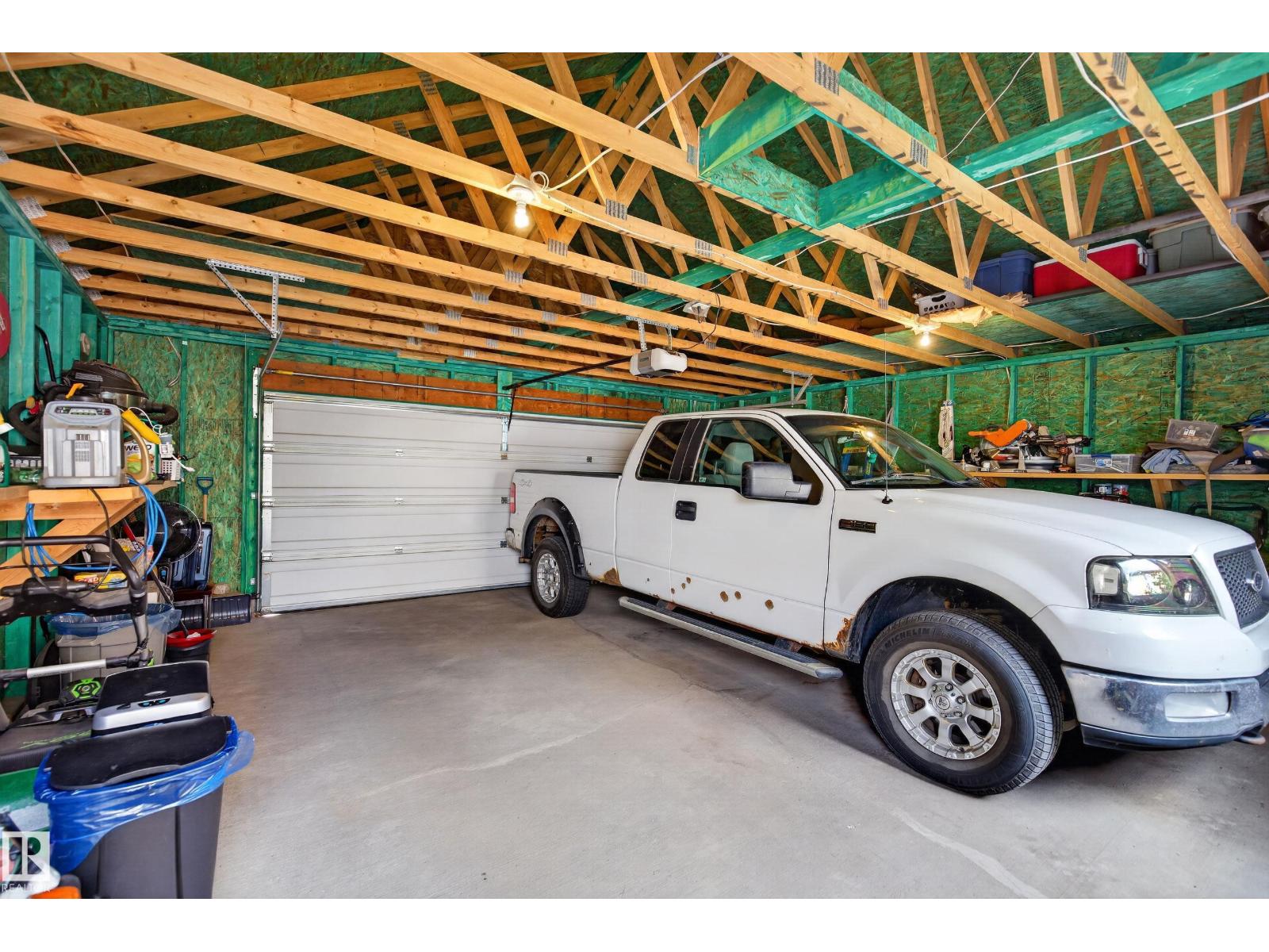 821 36A AV NW - 36
