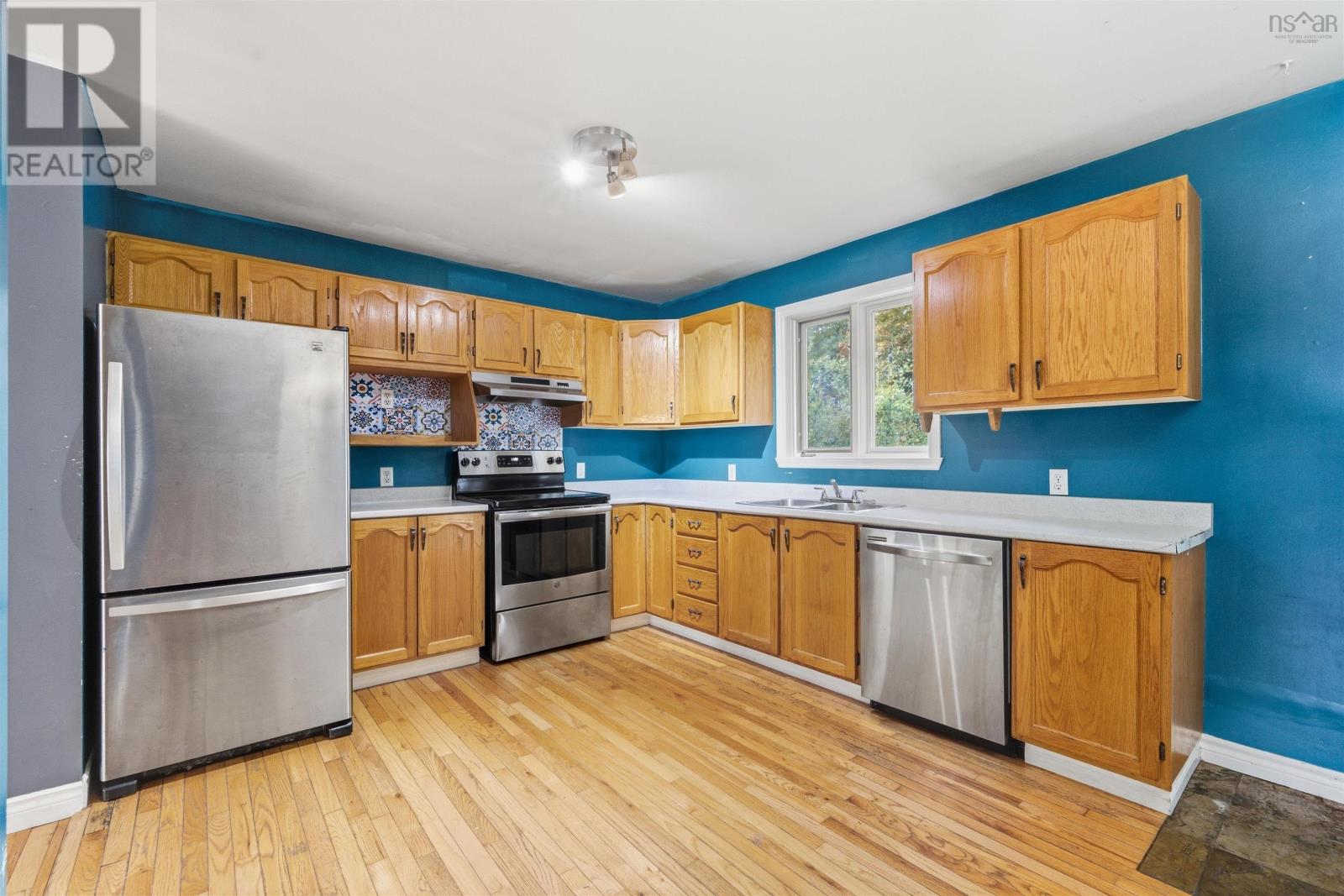 Property 8 of 35 of 256 Cobequid Rd.
