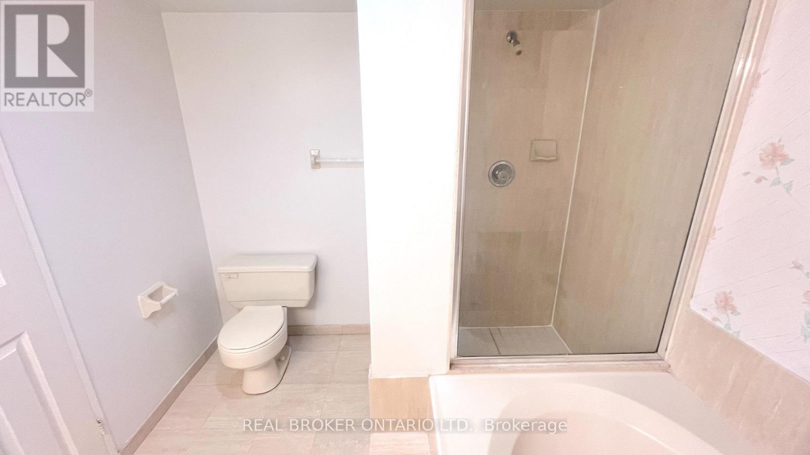 #509 333 CLARK AVENUE W - 16