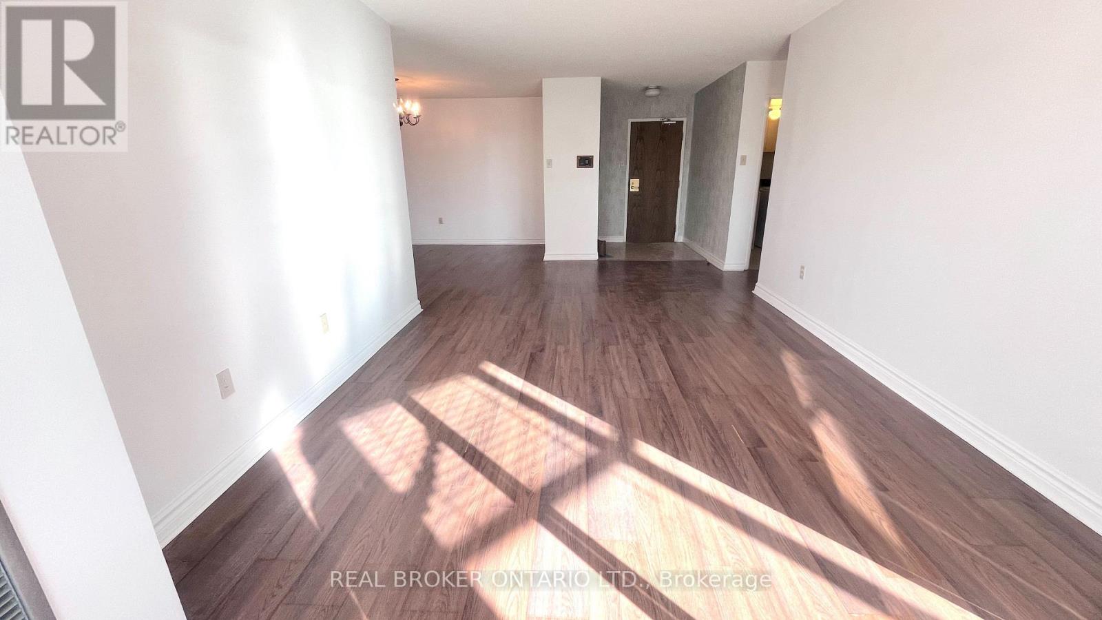 #509 333 CLARK AVENUE W - 5