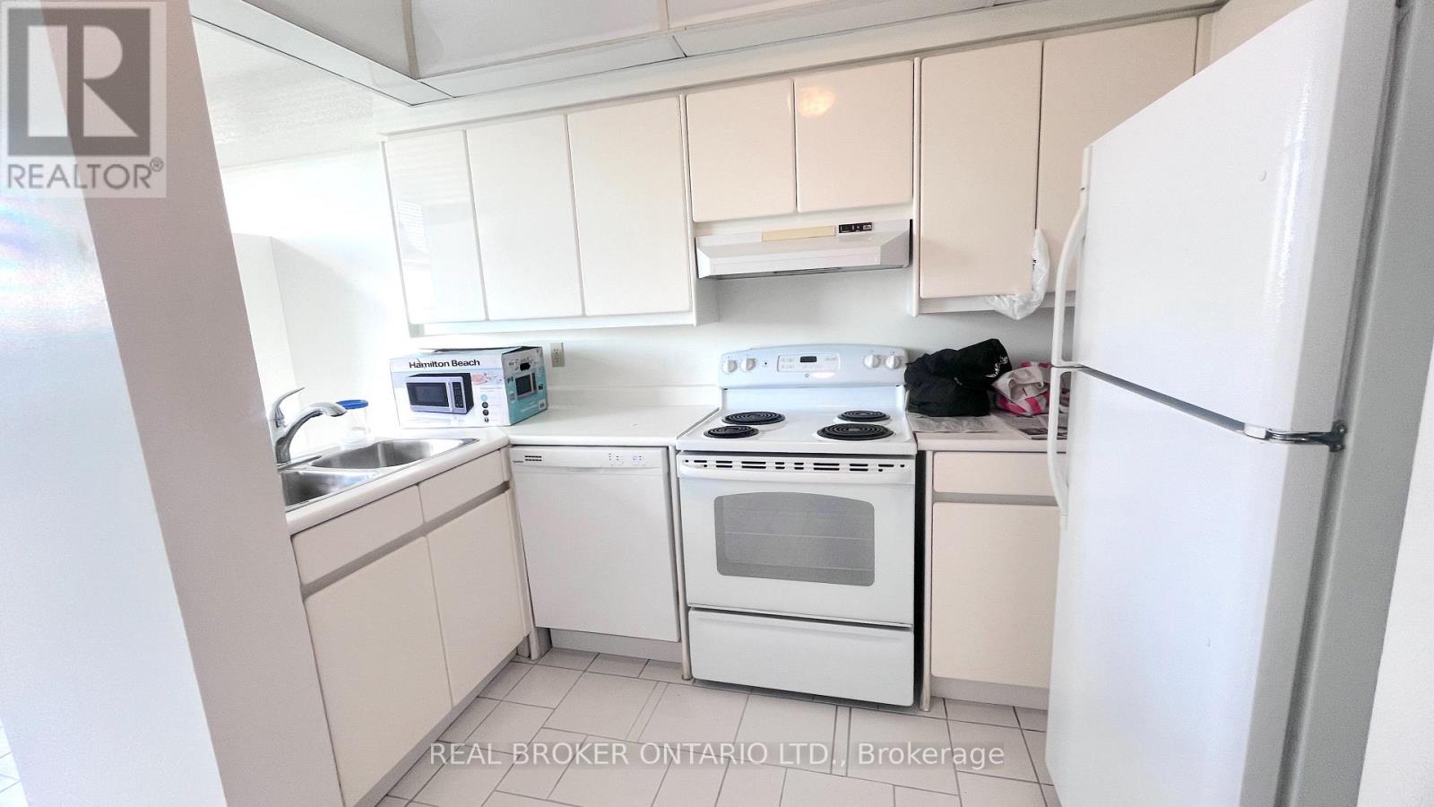 #509 333 CLARK AVENUE W - 8