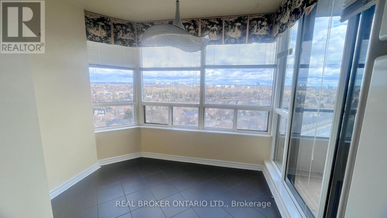 #1403 343 CLARK AVENUE W - 9