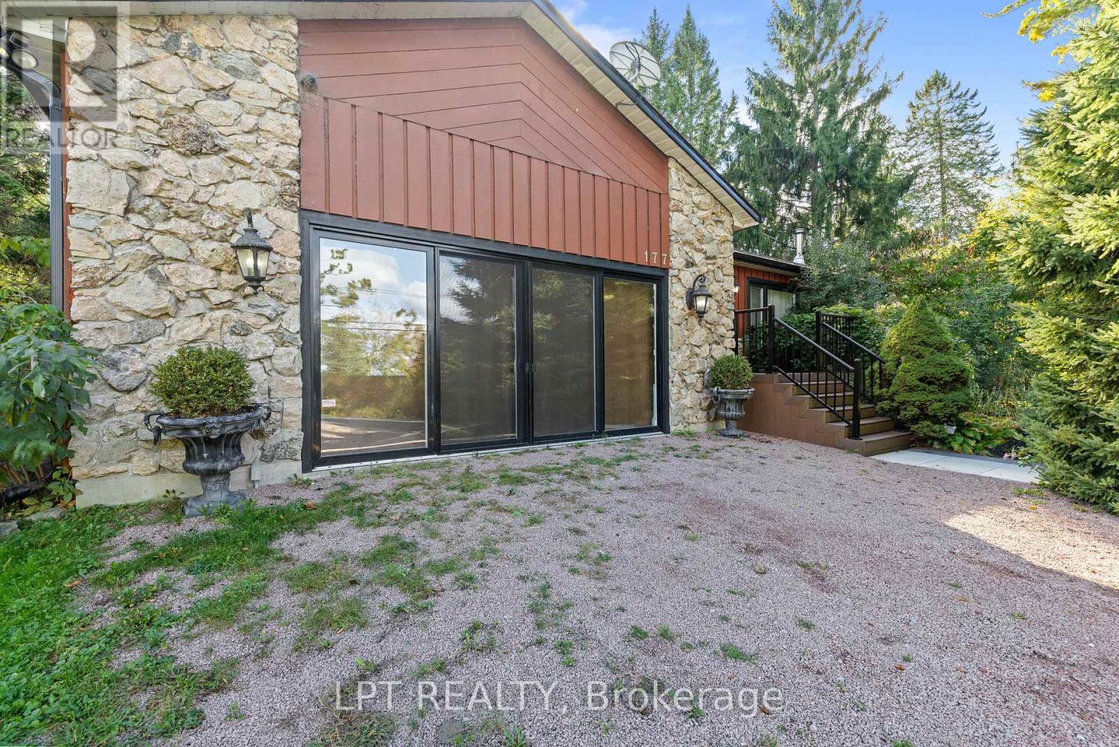177 HEDGE ROAD - 3