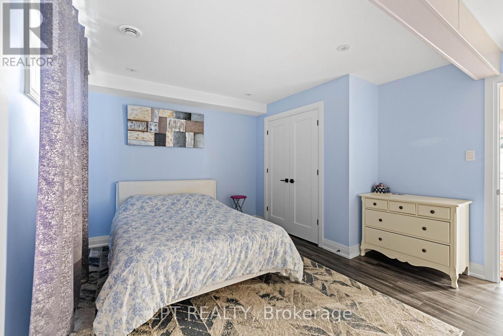 177 HEDGE ROAD - 30