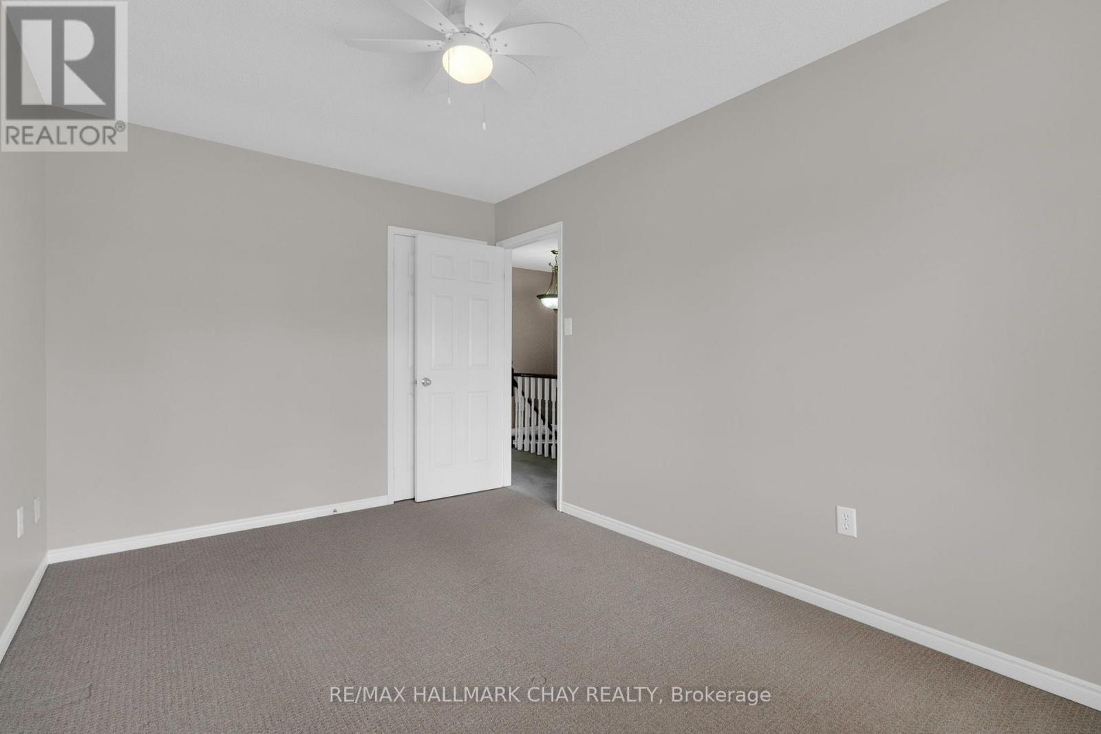 35 Grasett Crescent, Barrie, ON photo 27