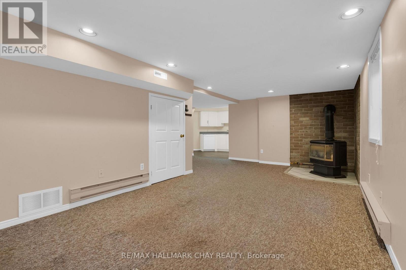 35 Grasett Crescent, Barrie, ON photo 34