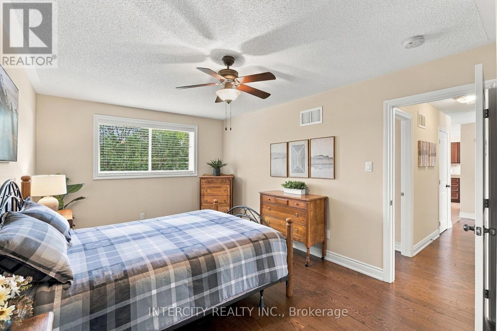 491 SHEWFELT CRESCENT - 12