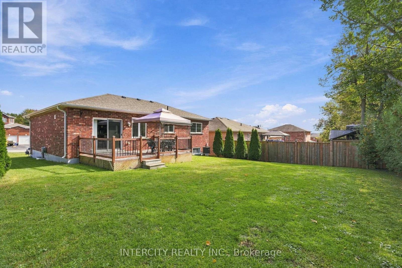 491 SHEWFELT CRESCENT - 15