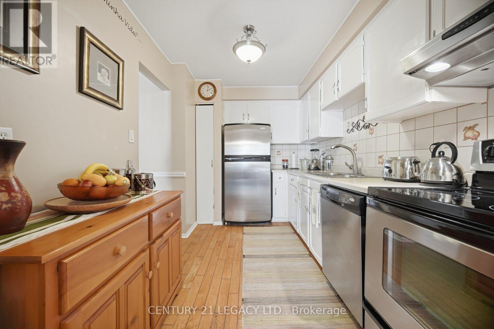 #23 4171 GLEN ERIN DRIVE - 13