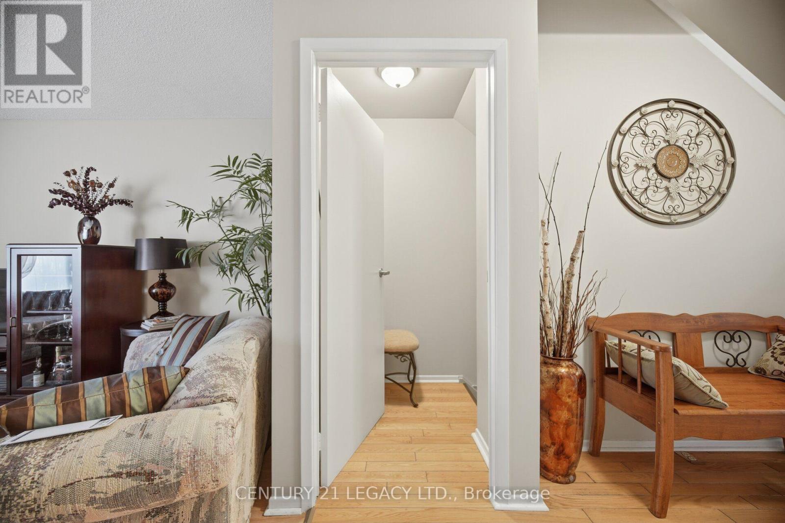 #23 4171 GLEN ERIN DRIVE - 30