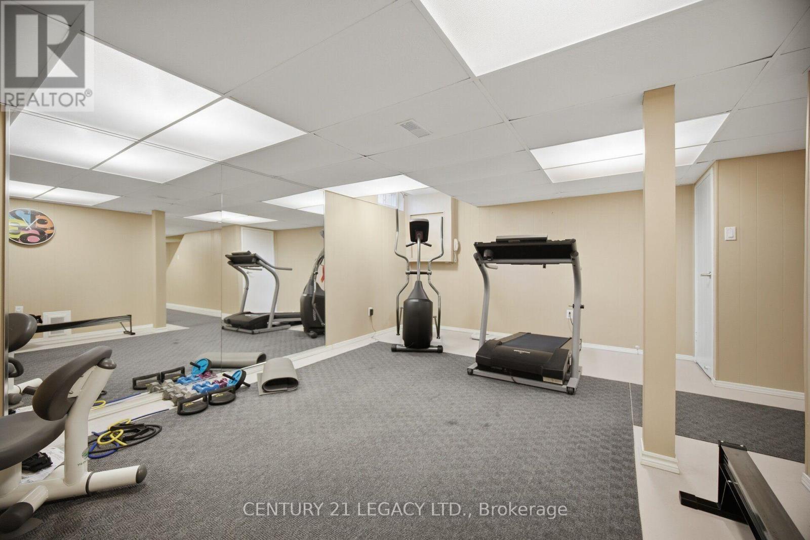 #23 4171 GLEN ERIN DRIVE - 34