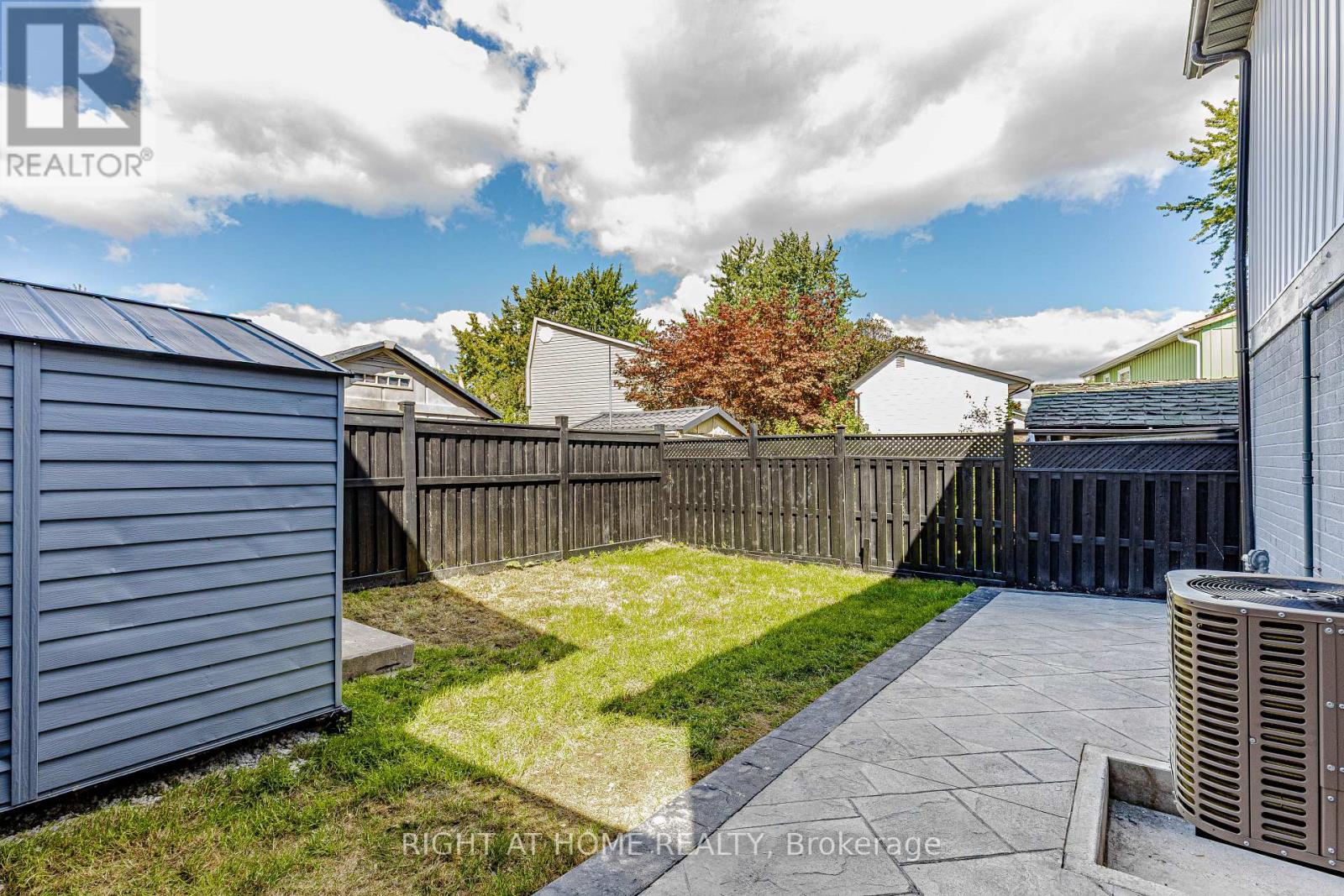 8 Hazelglen Court, Brampton, ON photo 49