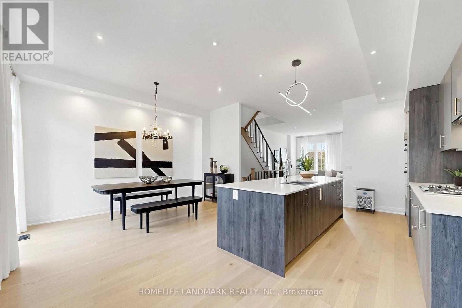 1669 VELLORE CRESCENT - 24