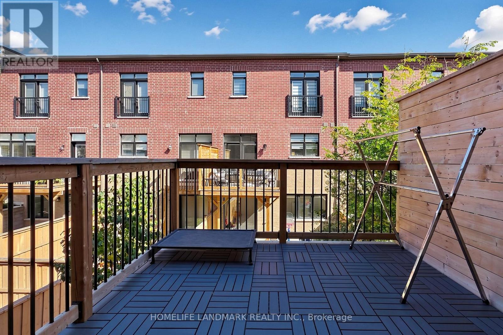 1669 VELLORE CRESCENT - 25