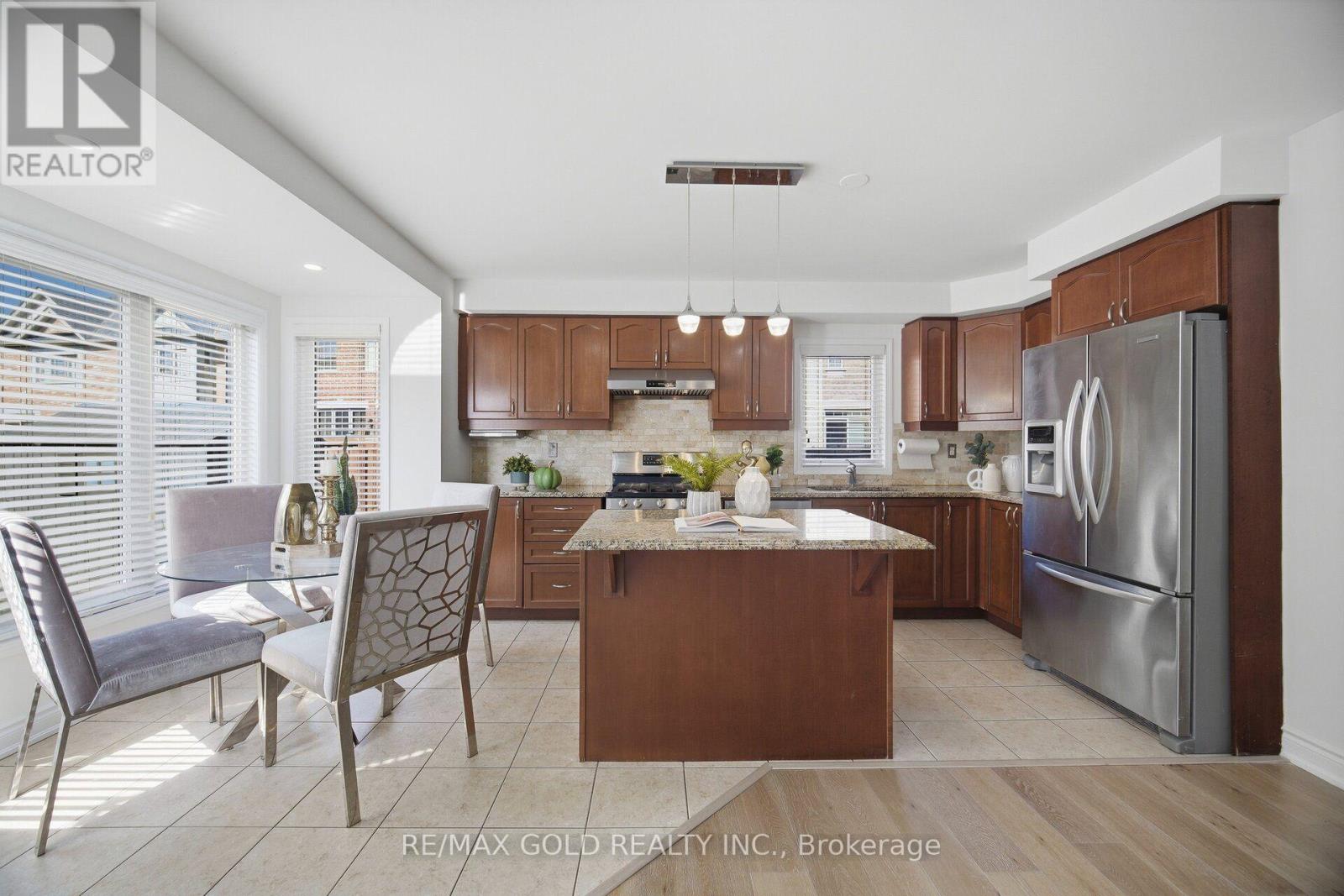 45 BIDDENS SQUARE - 11
