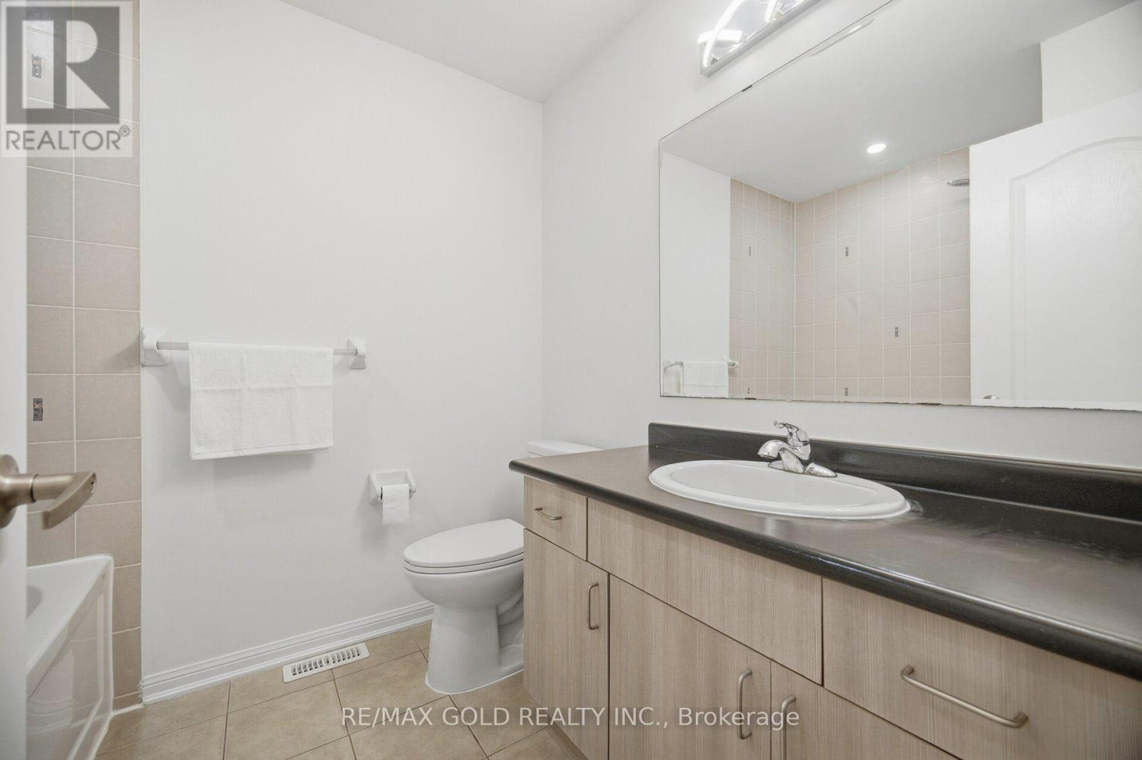 45 BIDDENS SQUARE - 32