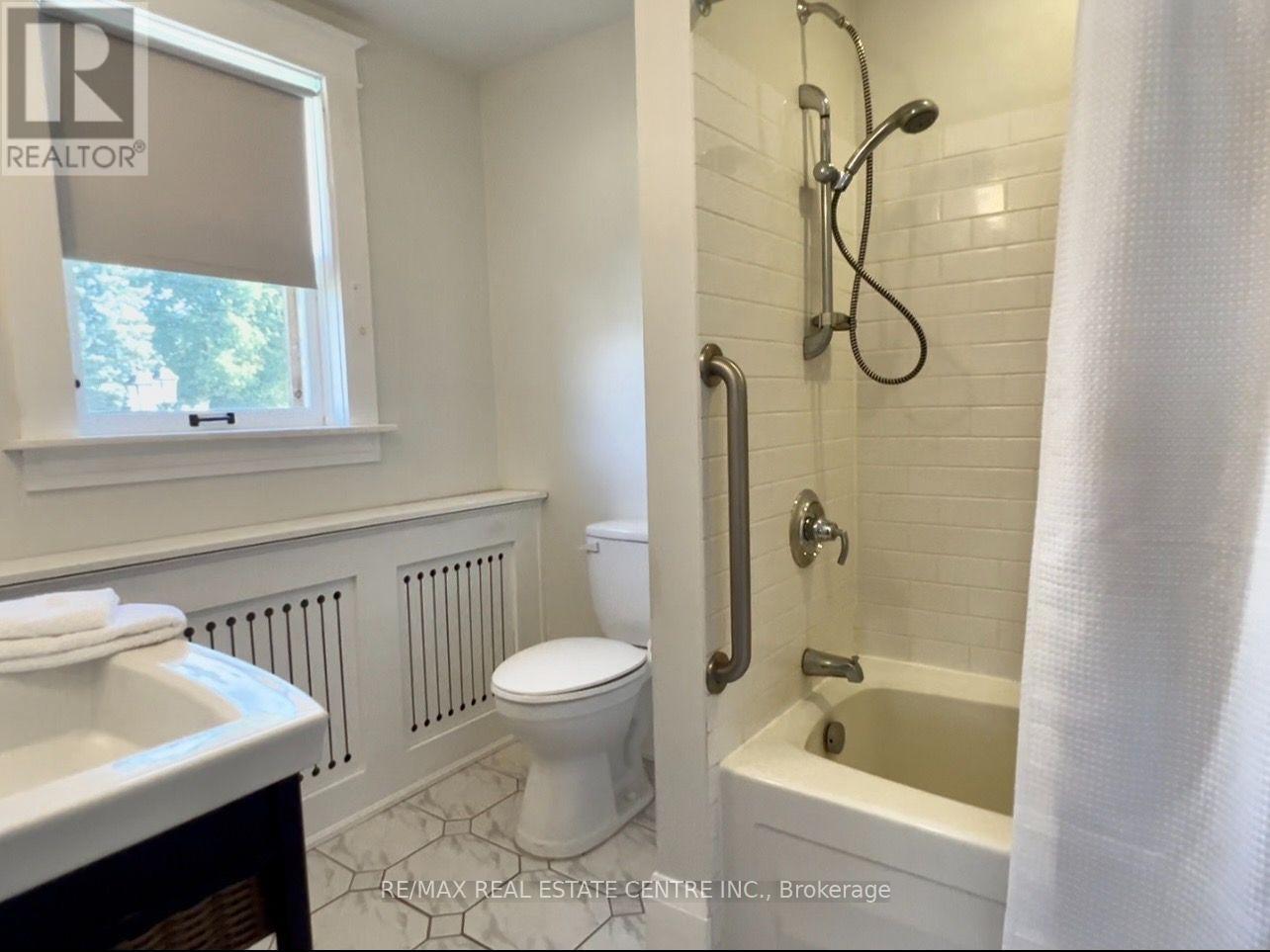 314 MAIN STREET E - 21