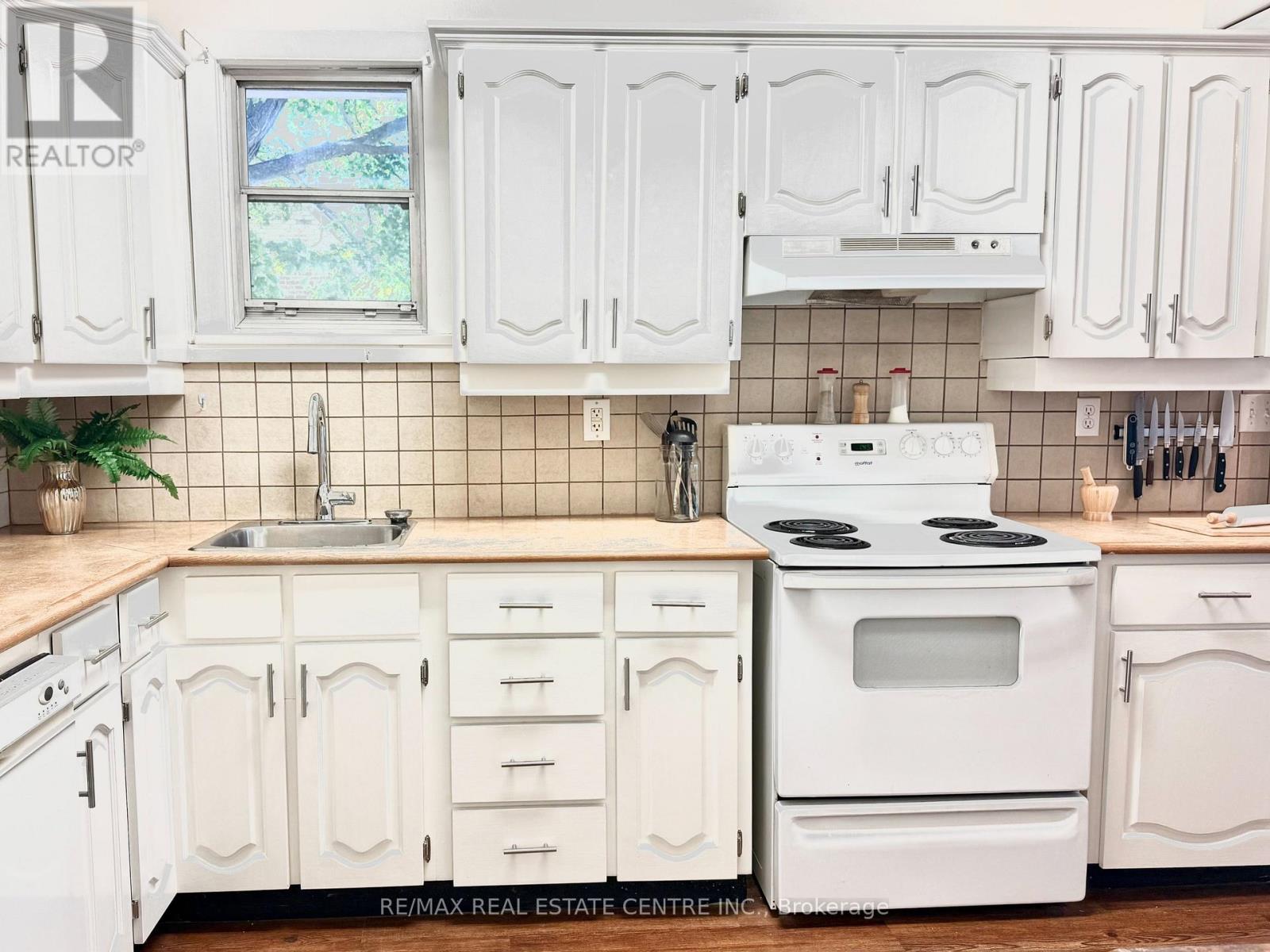 314 Main Street East, Shelburne, ON photo 25