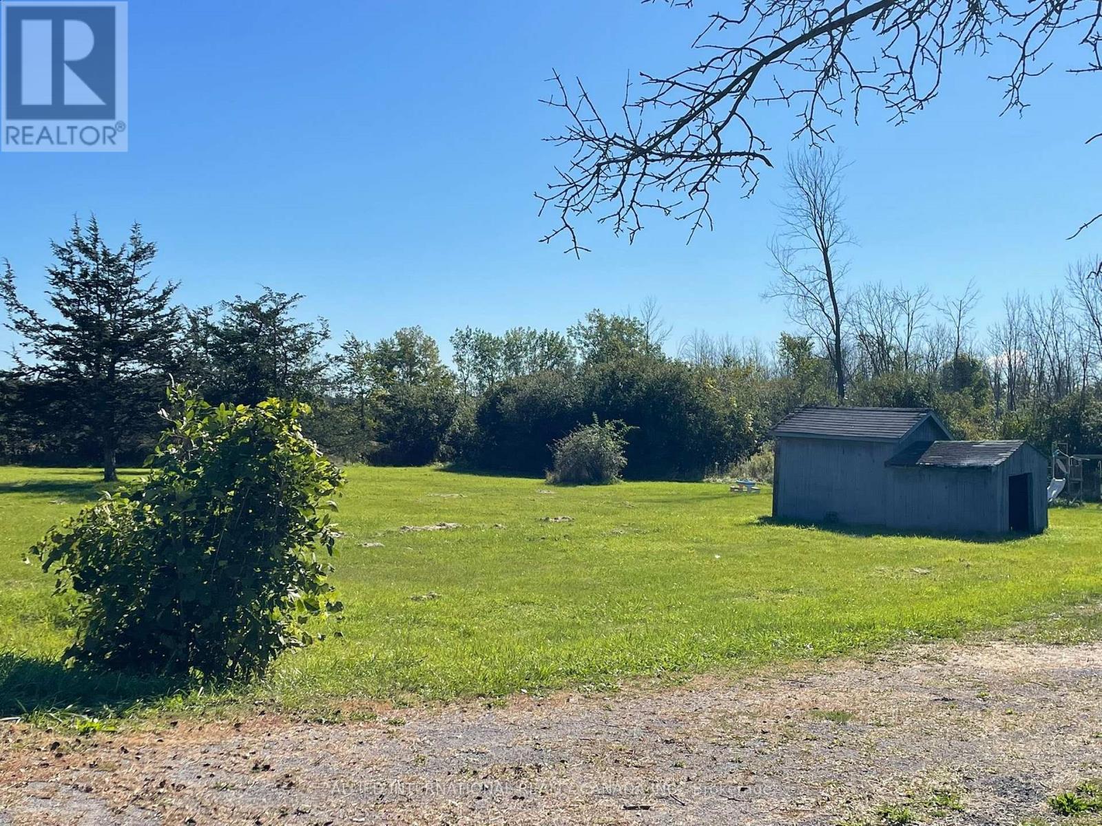 537 BURR ROAD - 10