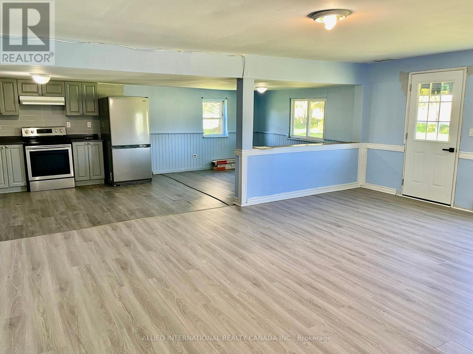 537 BURR ROAD - 20