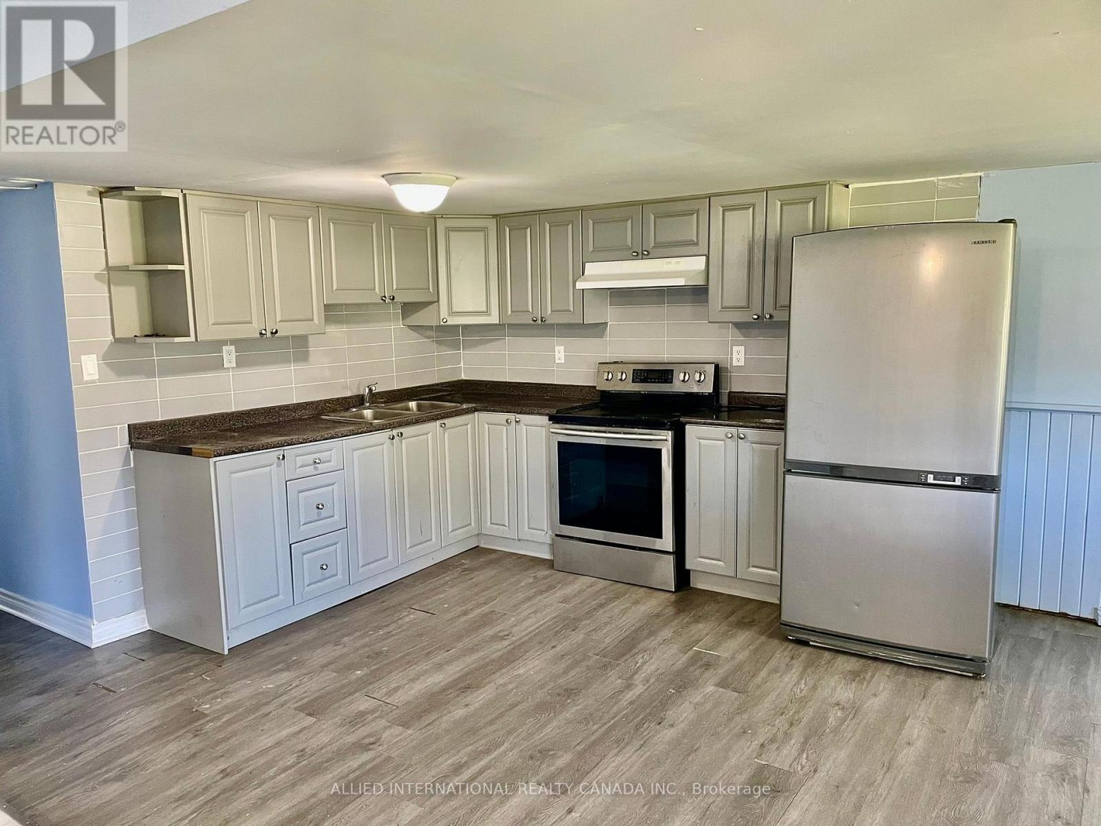 537 BURR ROAD - 22