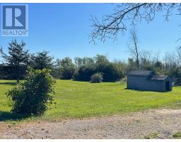 Laundry room - 537 Burr Road, Prince Edward County, ON K0K1A0 Photo 10