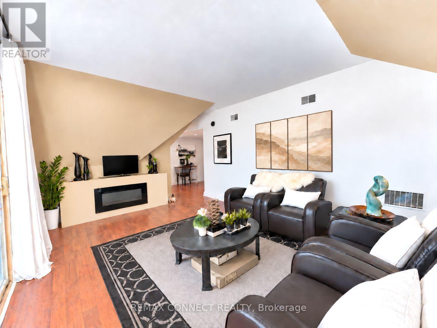 #303 4872 VALLEY WAY - 3