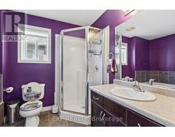 Bedroom 3 - 200 Valiant Circle, Hamilton, ON L0R1C0 Photo 17