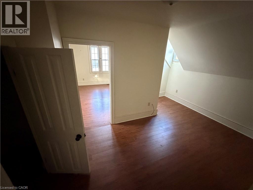 63 DUNEDIN Drive - 22