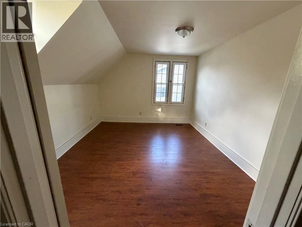 63 DUNEDIN Drive - Image 23