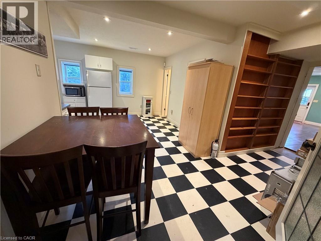 63 DUNEDIN Drive - Image 35
